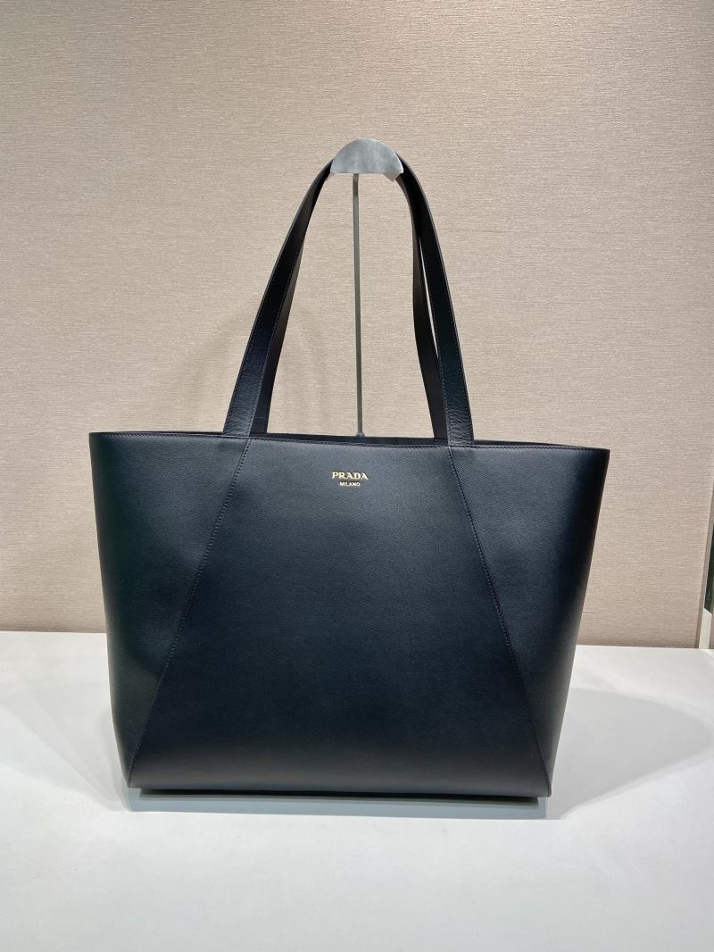 Pra*a tote bags